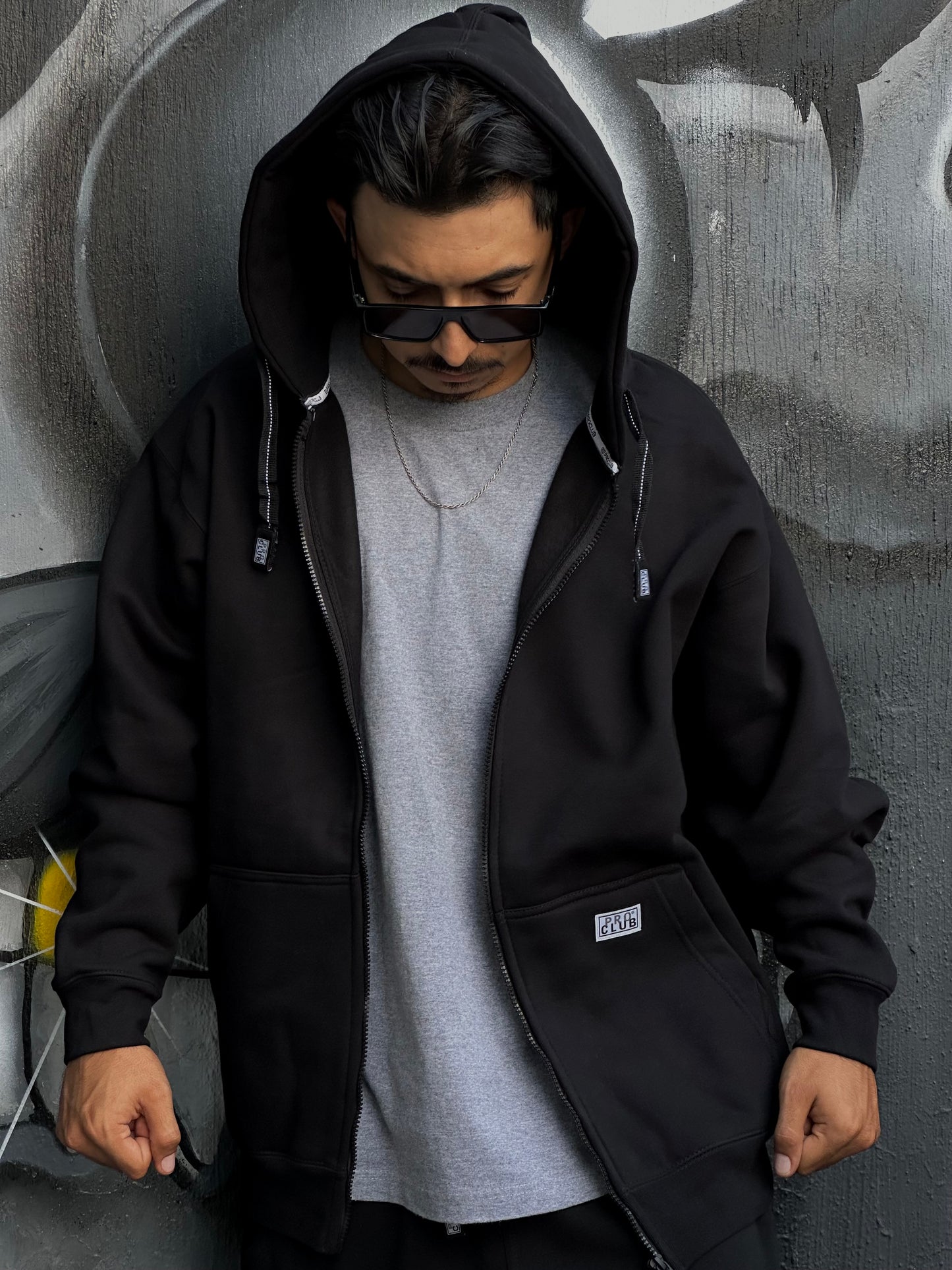 SUDADERA PROCLUB CON CIERRE Y GORRO 13Oz | NEGRO