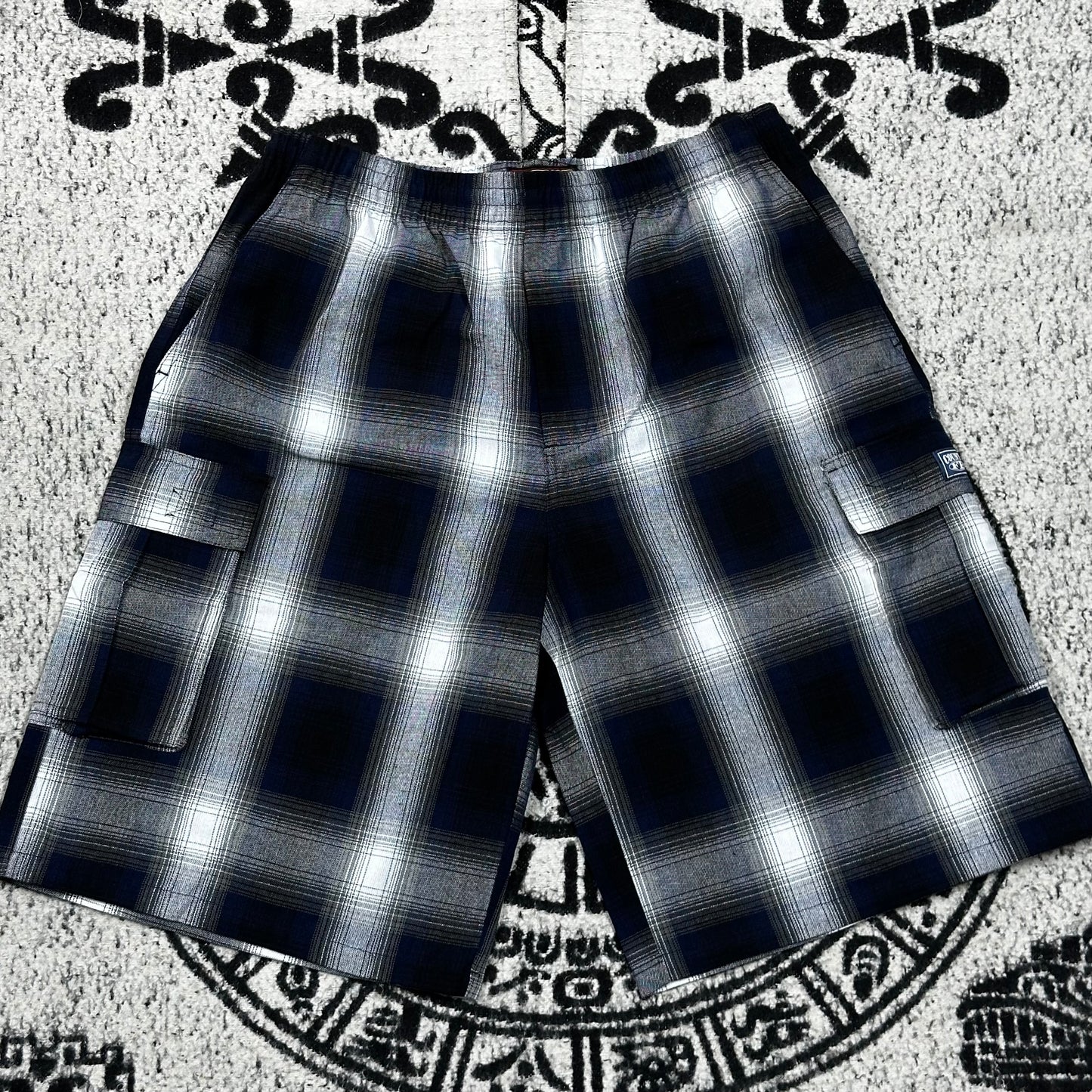 FB COUNTY SHORT CARGO “CHECKER”