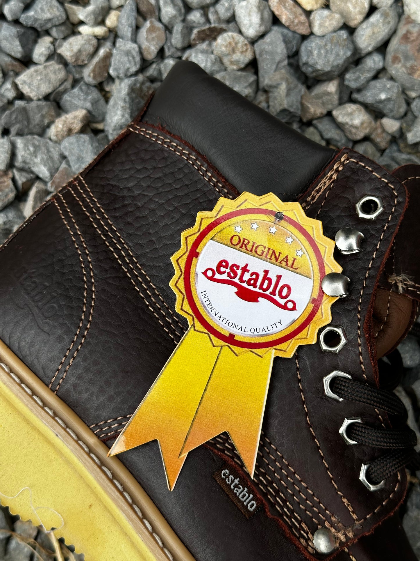 BOTA 213 ESTABLO