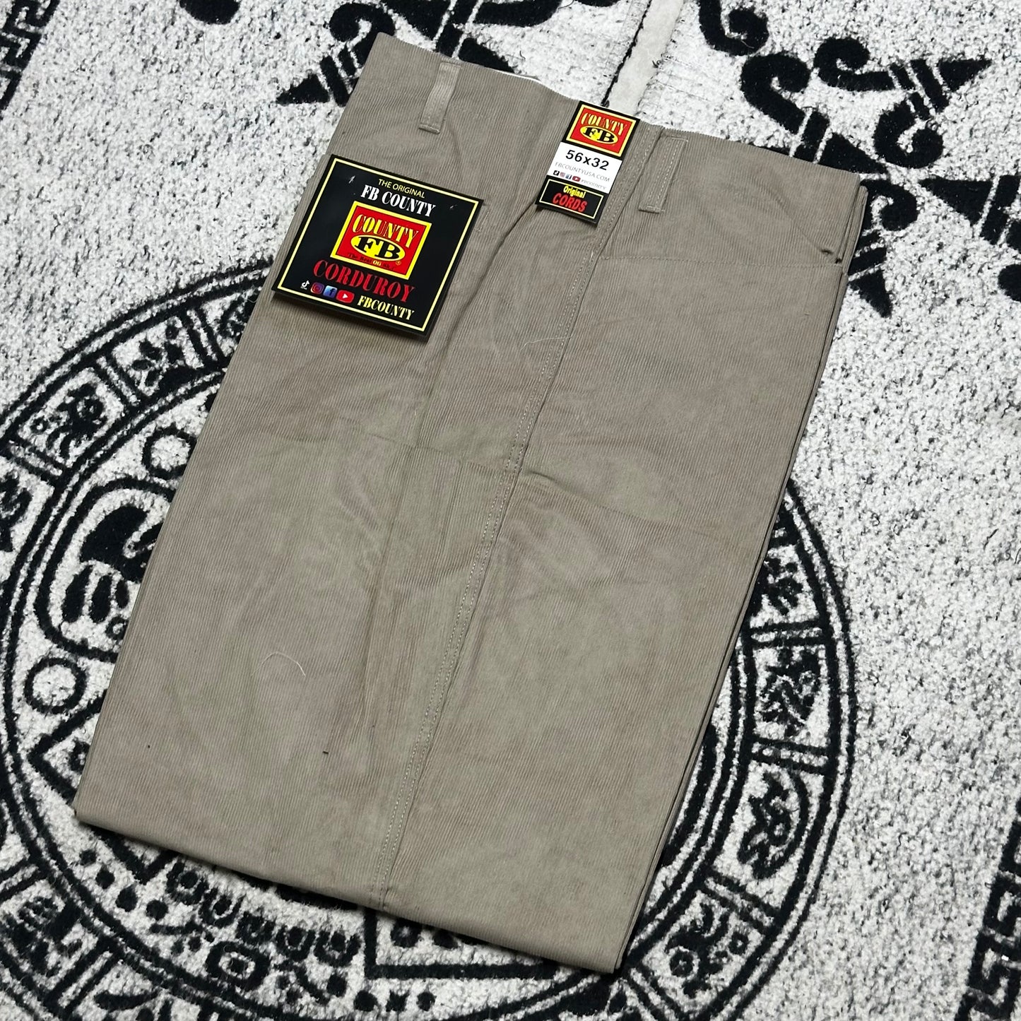FB COUNTY CORDUROY (PANA)