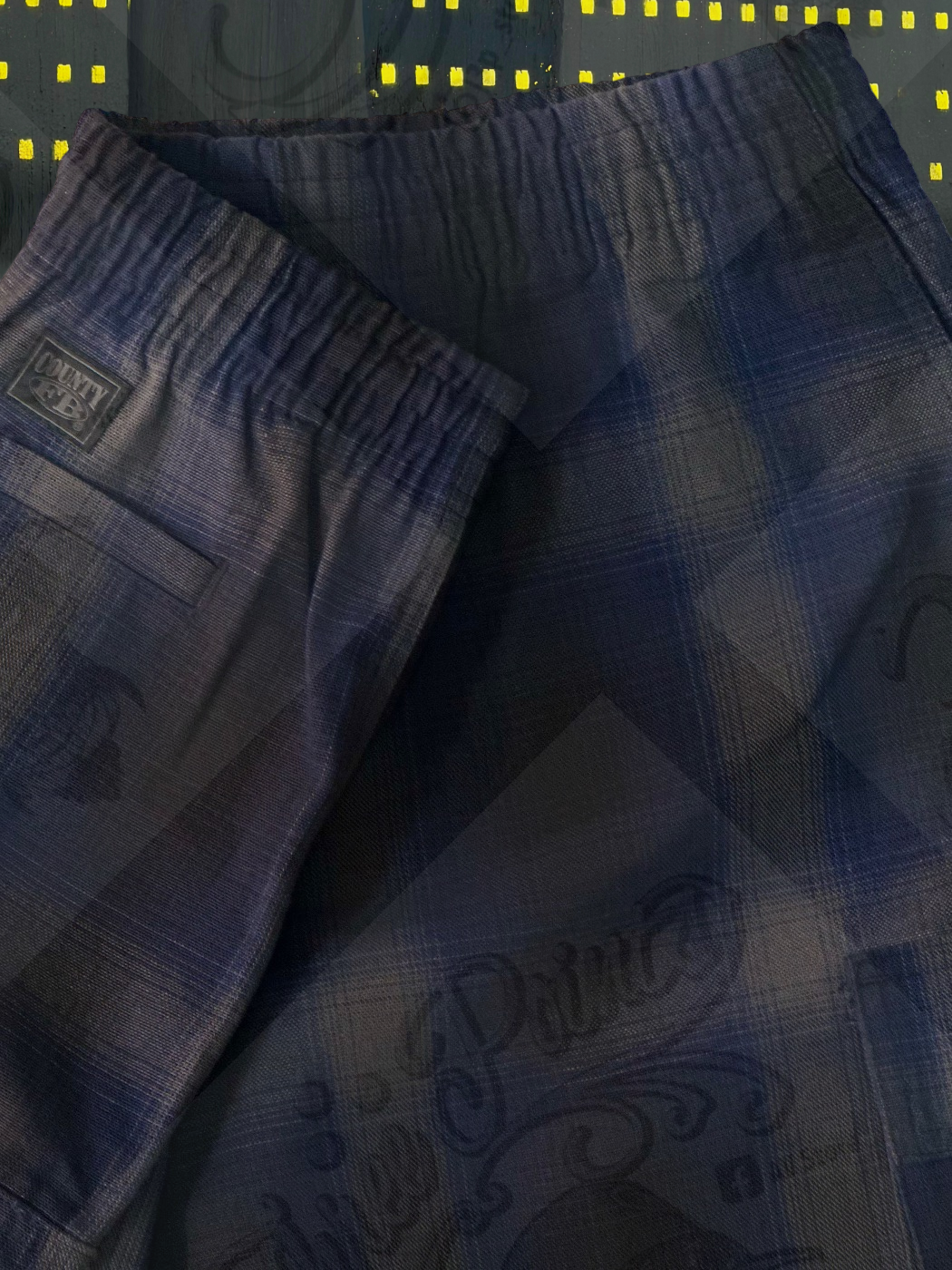 FB COUNTY SHORT CARGO “CHECKER”