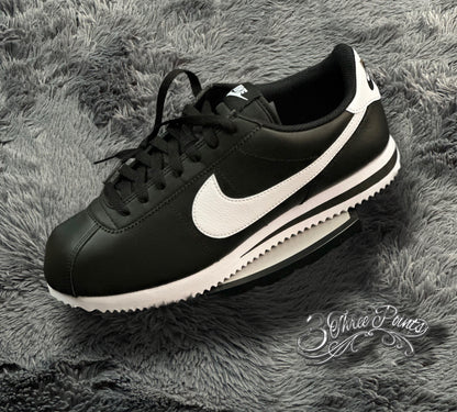 NIKE CORTEZ CLASSIC BLACK & WHITE