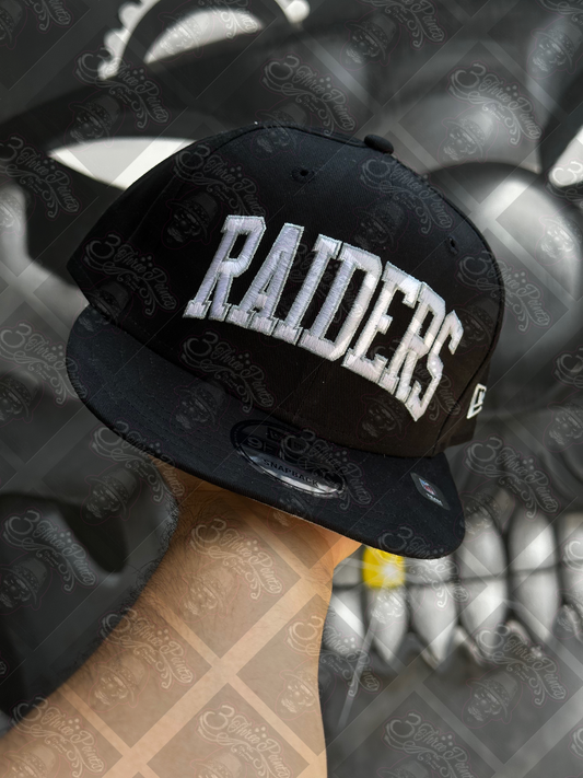 GORRA NEW ERA SNAPBACK 9FIFTY “RAIDERS”