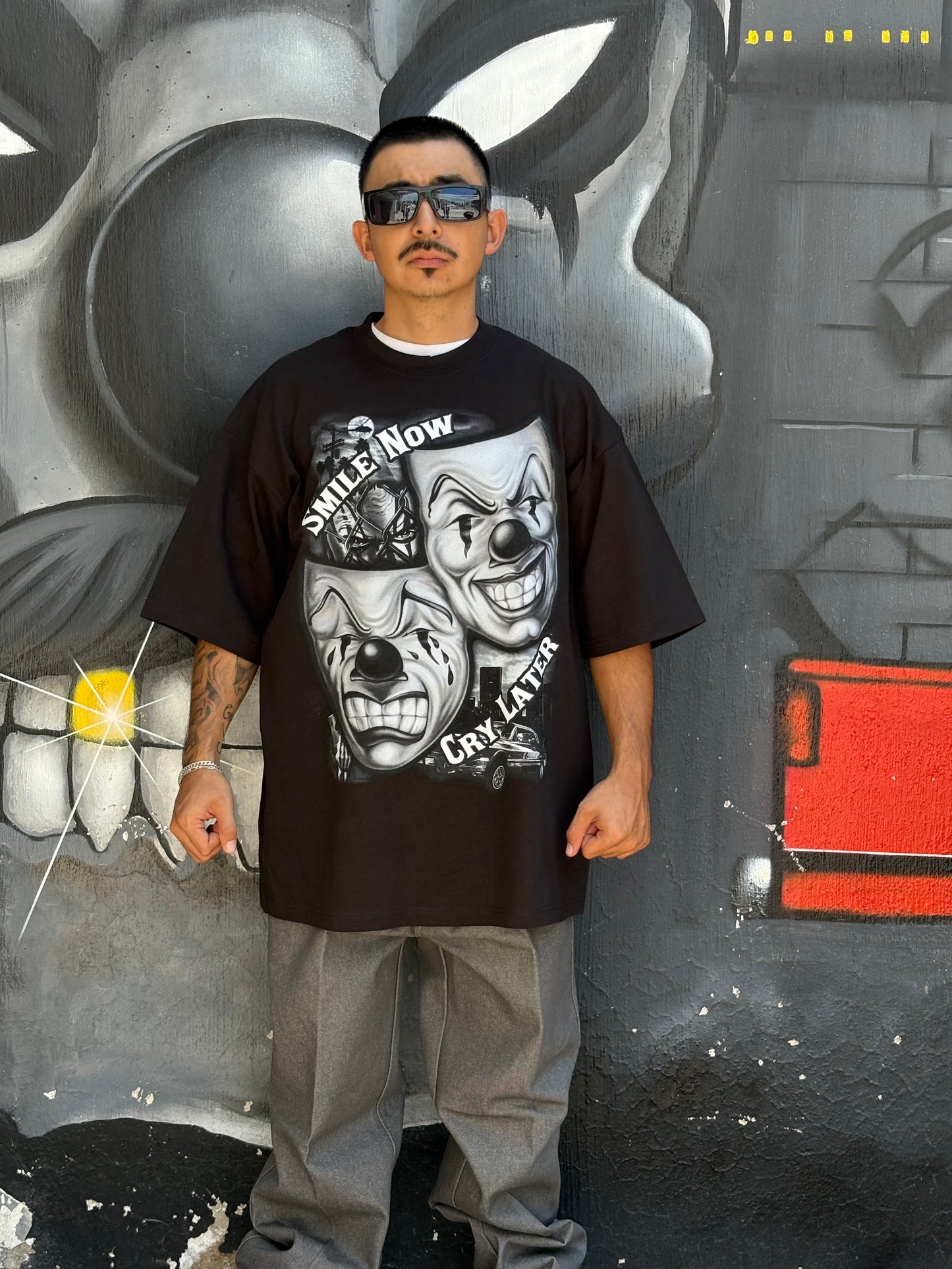 PLAYERA SHAKAWEAR SUPERMAXHEAVY “SMILE NOW”