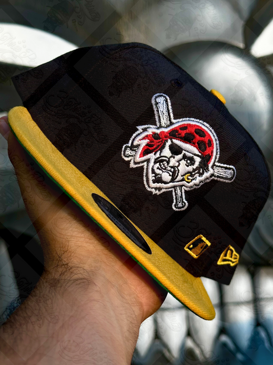 GORRA NEW ERA SNAPBACK 9FIFTY “ PIRATAS PITTSBURGH”