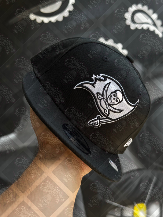 GORRA NEW ERA 9FIFTY SNAPBACK “PIRATES”